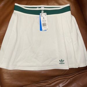 NWT Adidas pleated tennis skirt